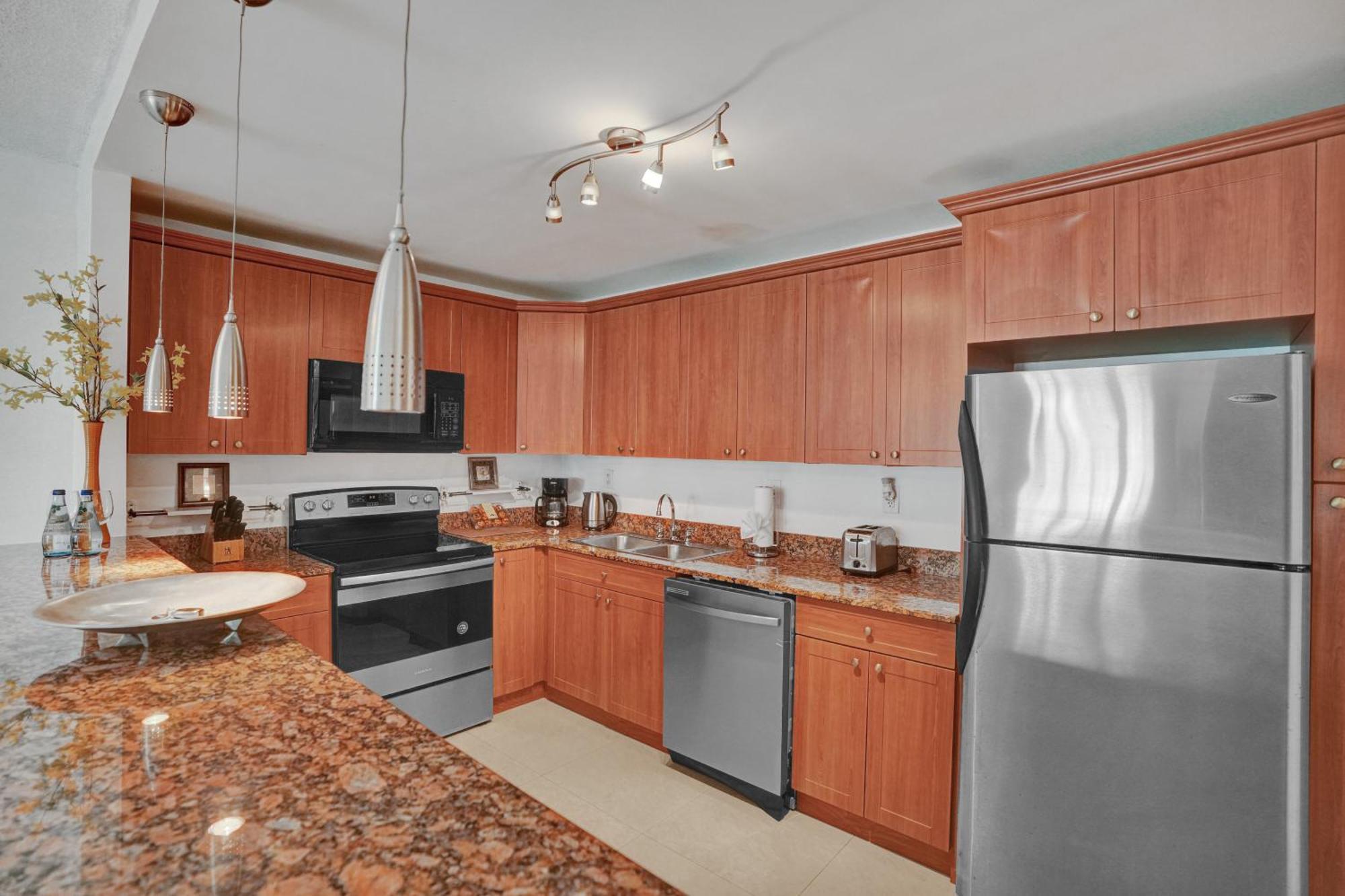 Ocean Reserve Luxury Condos Across From Sunny Isles Beach Miami Beach Bagian luar foto