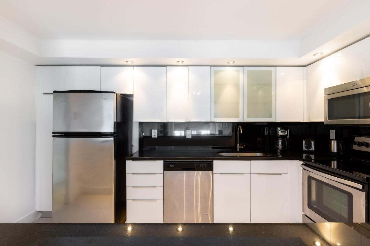 Ocean Reserve Luxury Condos Across From Sunny Isles Beach Miami Beach Bagian luar foto