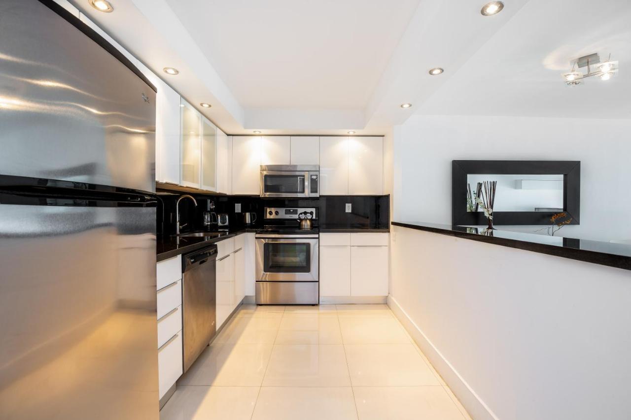 Ocean Reserve Luxury Condos Across From Sunny Isles Beach Miami Beach Bagian luar foto