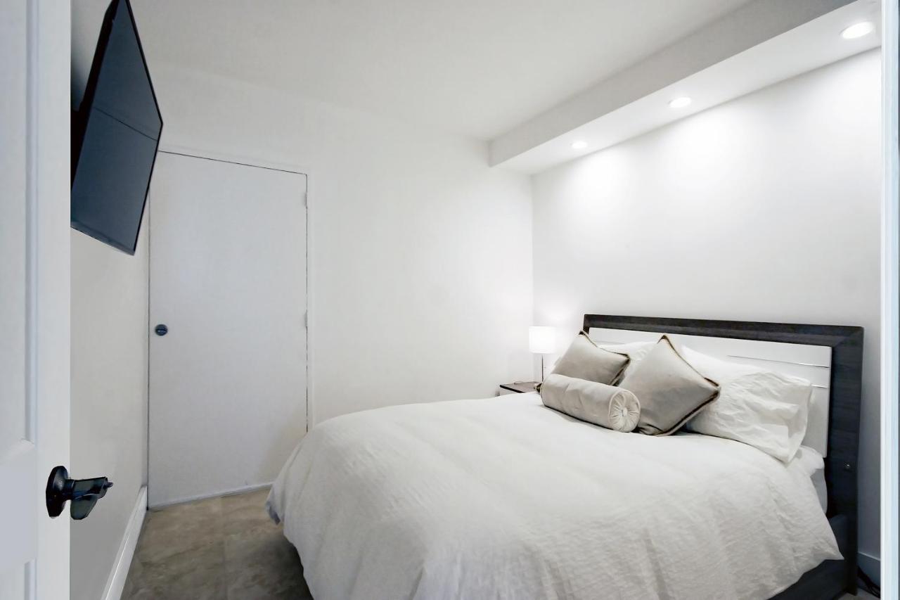 Ocean Reserve Luxury Condos Across From Sunny Isles Beach Miami Beach Bagian luar foto
